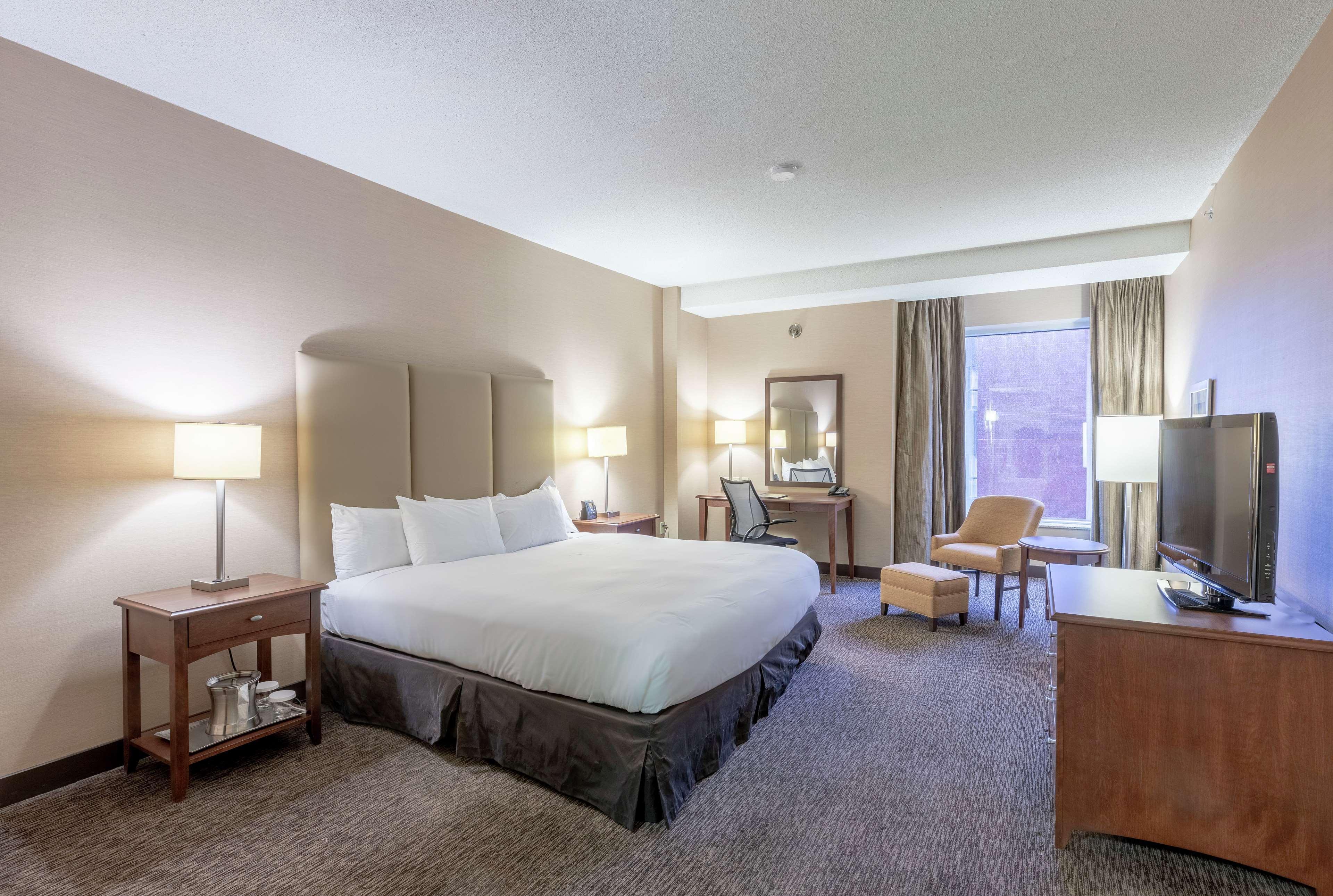 Hilton Saint John Hotel Exterior photo