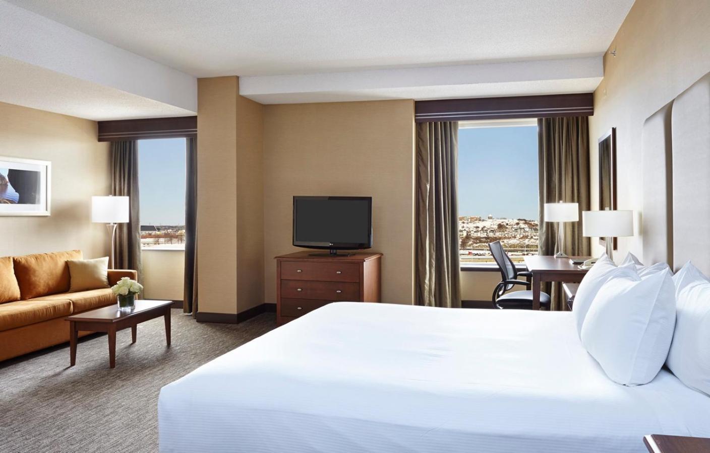 Hilton Saint John Hotel Exterior photo